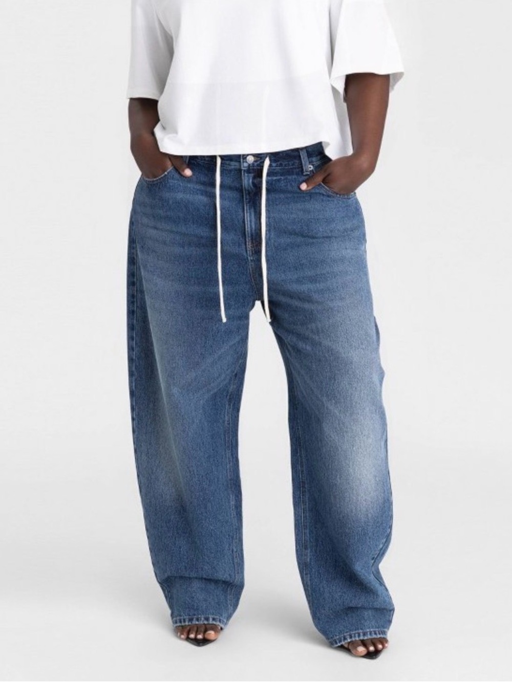 Wide Leg Blue Jeans for women - Classic Denim